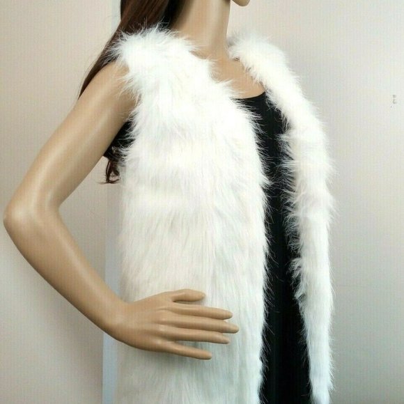 Hippie Rose Faux Fur Sweater Vest White Ivory - Picture 6 of 6